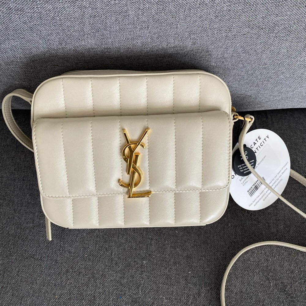 SAINT LAURENT vicky camera bag lambskin leather